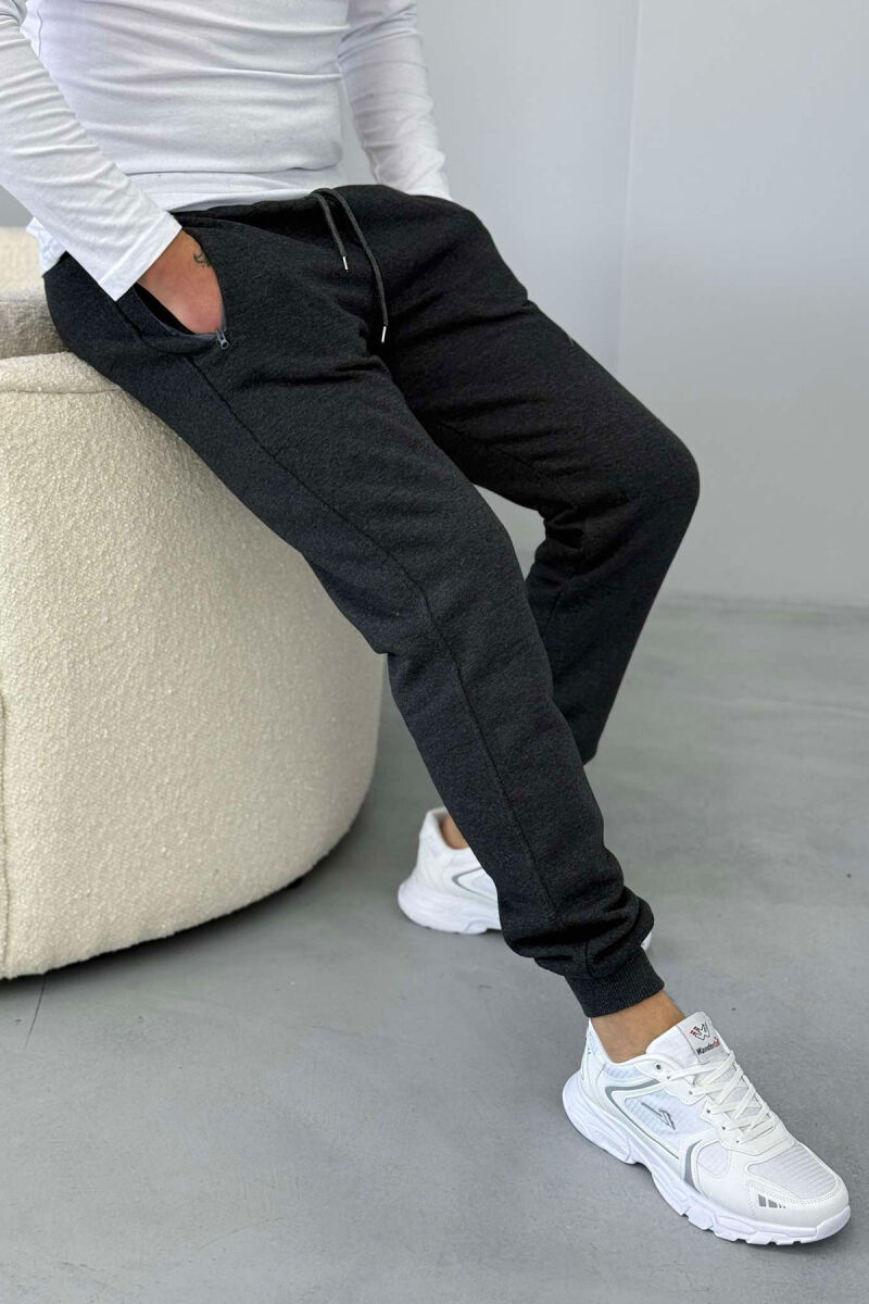 ONE COLOR FLUFFY MEN SWEATPANTS DARK GREY/GEE - 3