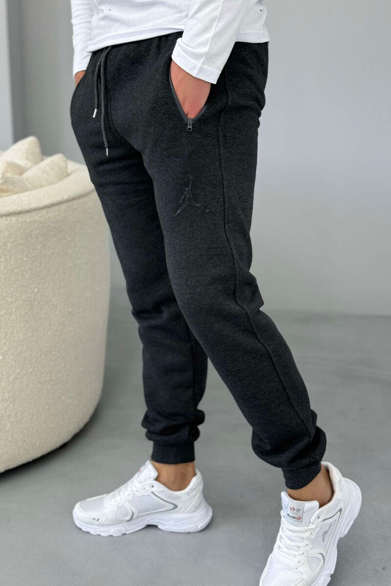 ONE COLOR FLUFFY MEN SWEATPANTS DARK GREY/GEE - 4