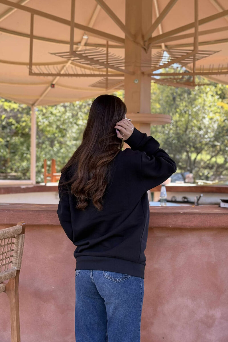 ONE COLOR FLUFFY POLO NECK WOMEN SWEATSHIRT BLACK/ E ZEZE - 5