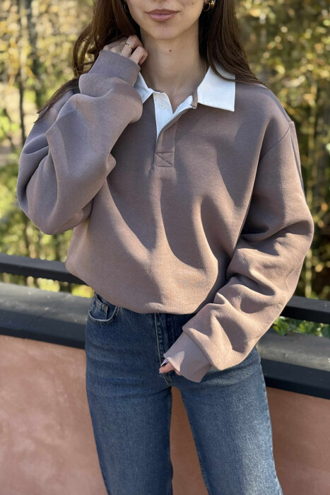 ONE COLOR FLUFFY POLO NECK WOMEN SWEATSHIRT BROWN/KAFE - 5