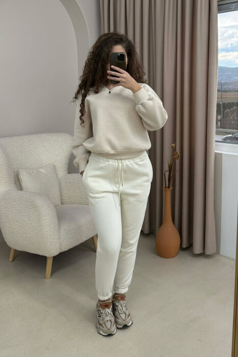 ONE COLOR FLUFFY SIMPLE WOMEN SWEATPANTS CREAM/KREM - KLAUDIO FASHION