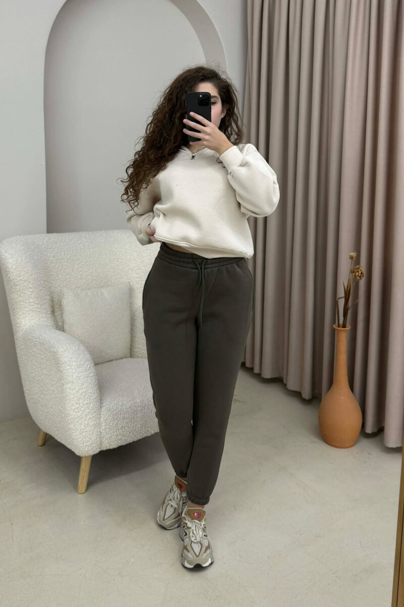ONE COLOR FLUFFY SIMPLE WOMEN SWEATPANTS OLIVE/ULLI - 1