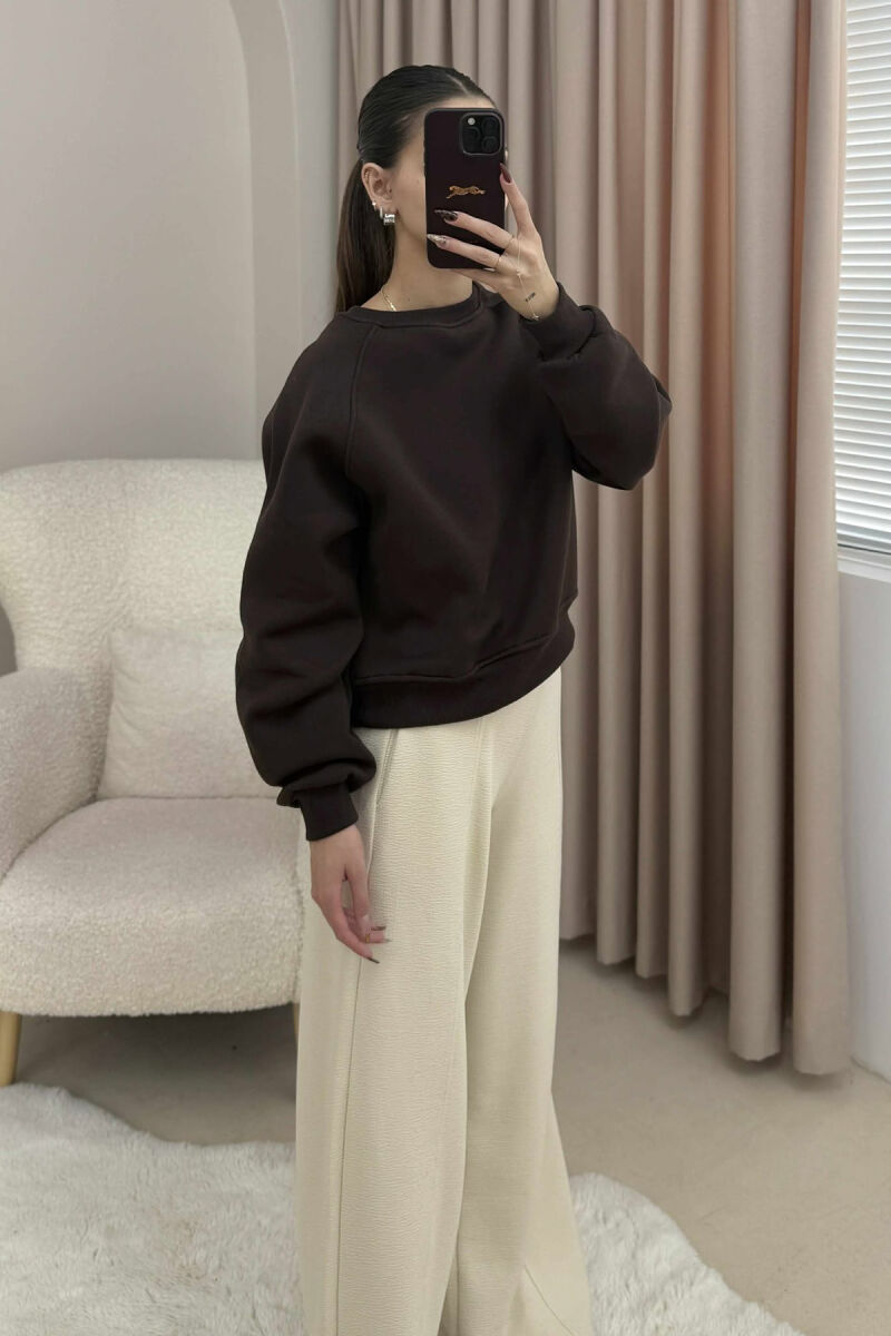 ONE COLOR FLUFFY SIMPLE WOMEN SWEATSHIRT BROWN/KAFE - 3