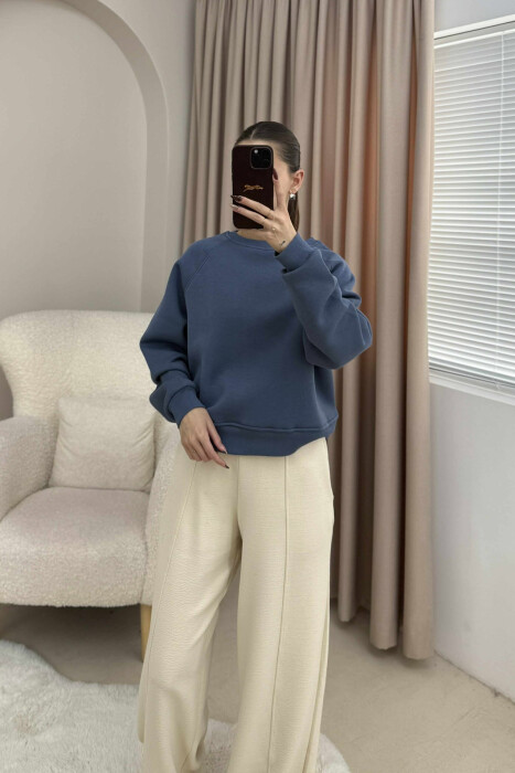 BLUZE ME PUSH E THJESHTE NJE NGJYRESHE PER FEMRA NE NGJYRE BLU TE ZBARDHUR - KLAUDIO FASHION