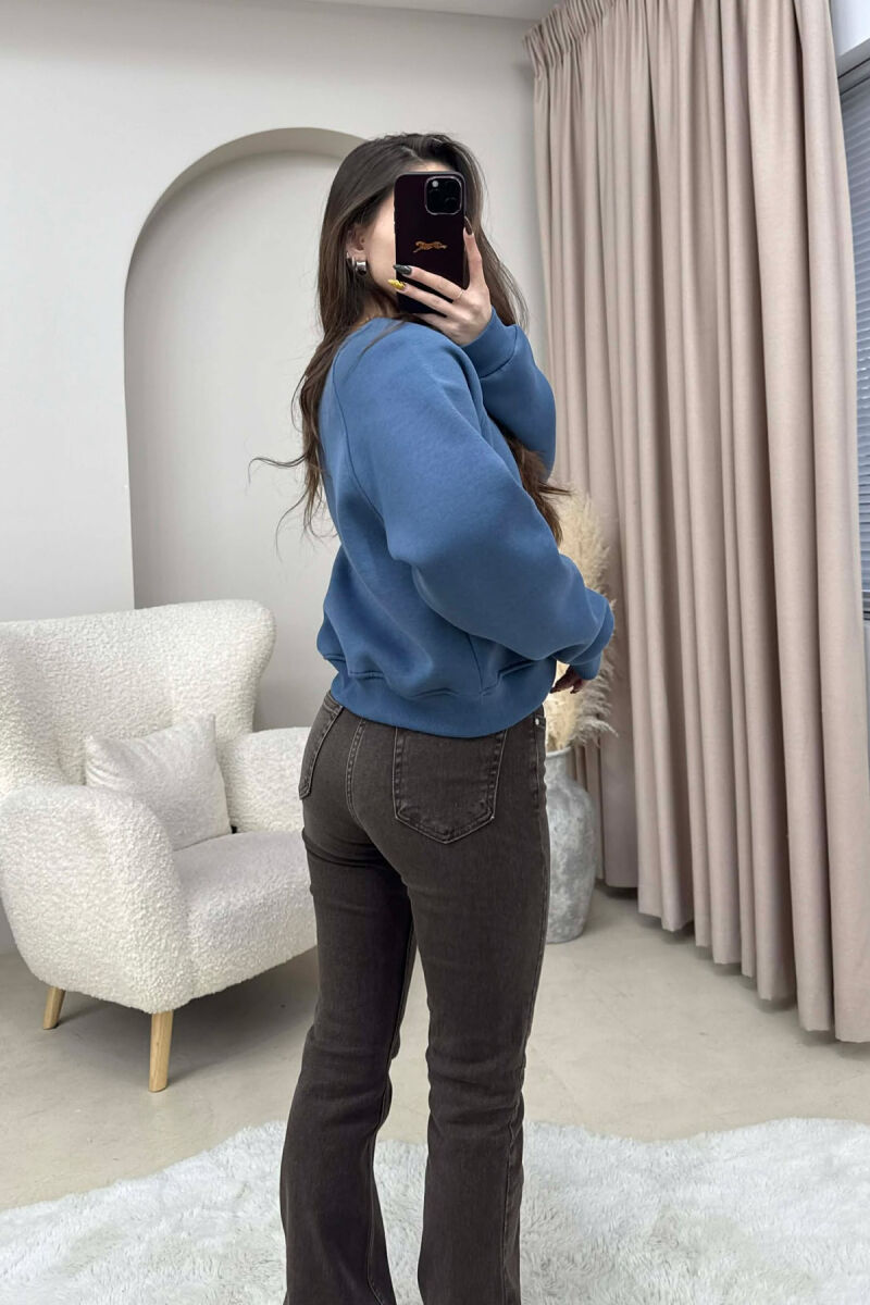 ONE COLOR FLUFFY SIMPLE WOMEN SWEATSHIRT LIGHTBLUE/BZ - 2