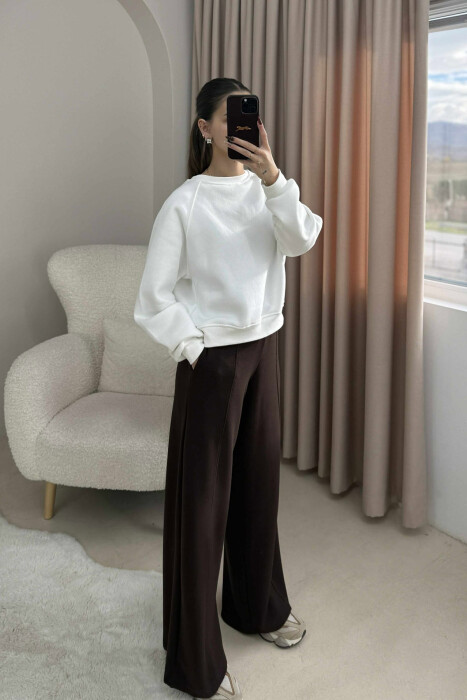 ONE COLOR FLUFFY SIMPLE WOMEN SWEATSHIRT WHITE-E BARDHE - KLAUDIO FASHION