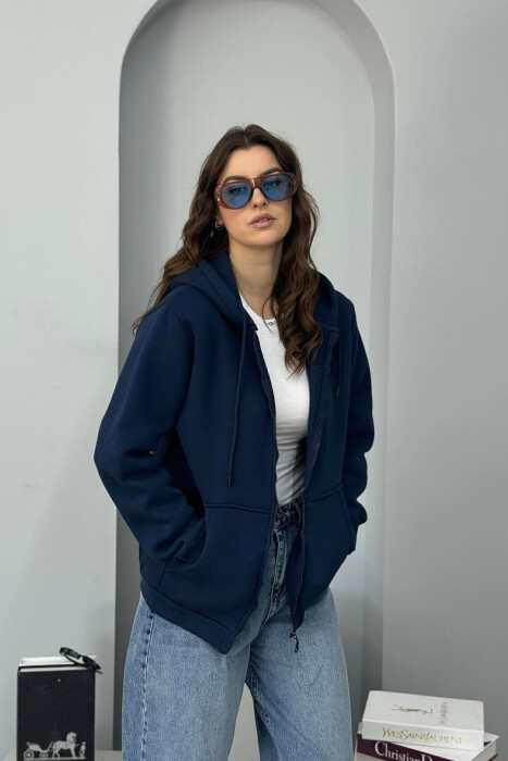 XHAKETE PAMBUKU NJE NGJYRESHE ME PUSH PER FEMRA NE NGJYRE BLU TE ERRET - KLAUDIO FASHION