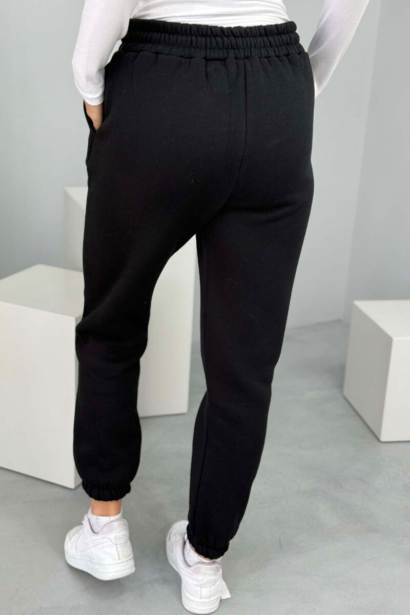 ONE COLOR FLUFFY WOMEN JOGGERS BLACK/ E ZEZE - 5