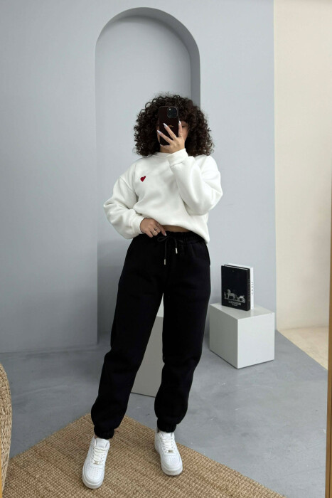 ONE COLOR FLUFFY WOMEN JOGGERS BLACK/ E ZEZE - 2