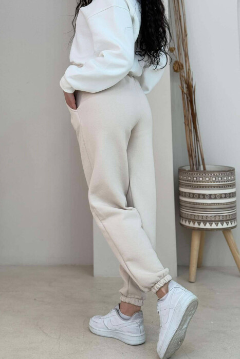 ONE COLOR FLUFFY WOMEN JOGGERS CREAM/KREM - 4