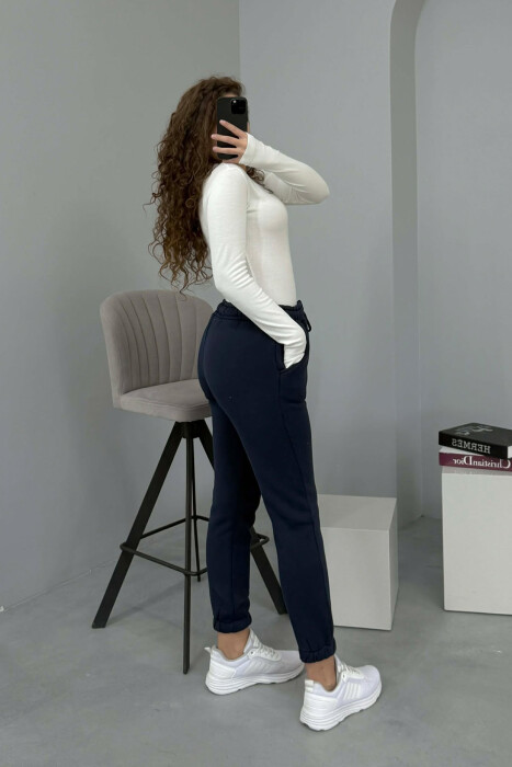 ONE COLOR FLUFFY WOMEN JOGGERS DARK BLUE/BEE - 6