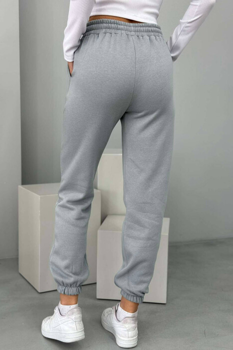 ONE COLOR FLUFFY WOMEN JOGGERS MINT/MENTE - 2