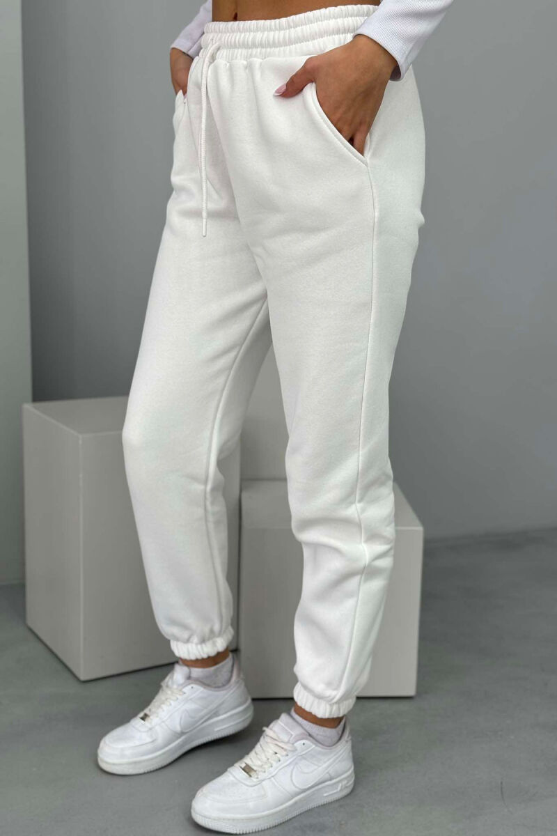 ONE COLOR FLUFFY WOMEN JOGGERS WHITE-E BARDHE - 4