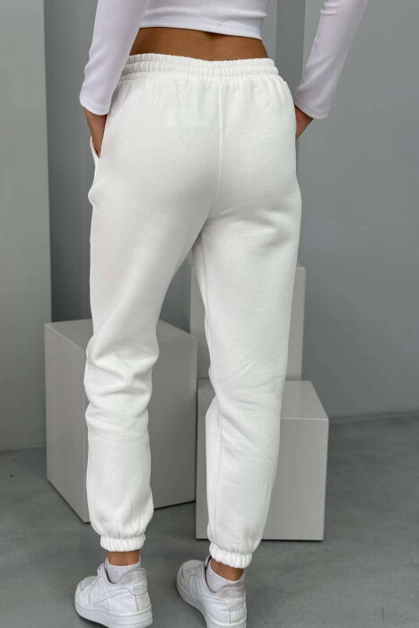 ONE COLOR FLUFFY WOMEN JOGGERS WHITE-E BARDHE - 5