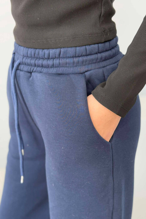 ONE COLOR FLUFFY WOMEN SWEATPANTS DARK BLUE/BEE - 4