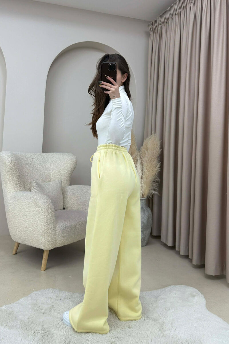ONE COLOR FLUFFY WOMEN SWEATPANTS YELLOW/E VERDHE - 3