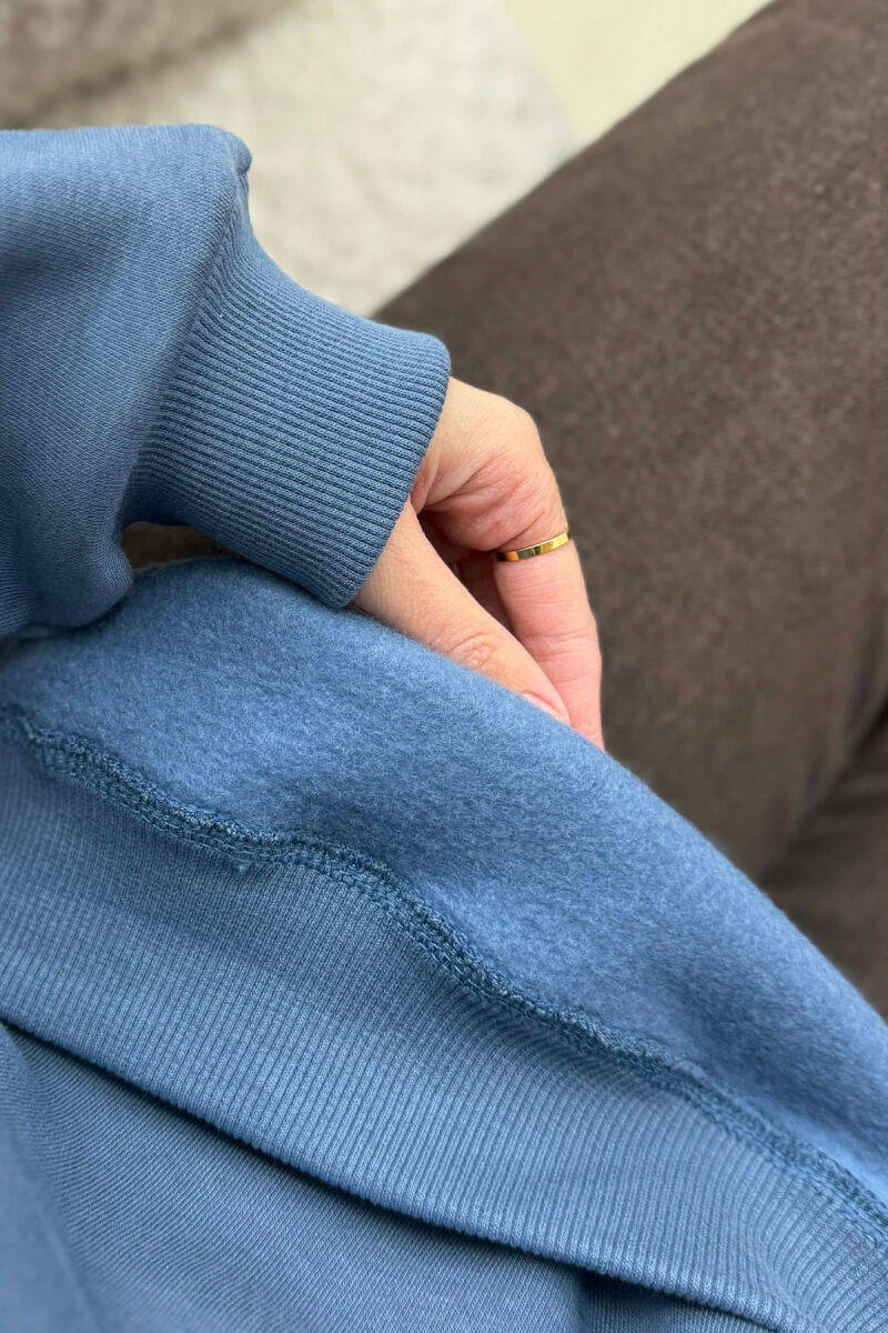 ONE COLOR FLUFFY WOMEN SWEATSHIRT LIGHTBLUE/BZ - 3