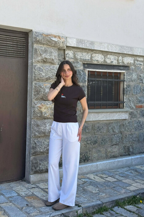 T-SHIRT NJE NGJYRESH ME IMAZH NE PJESEN PARA PER FEMRA NE NGJYRE KAFE TE ERRET 