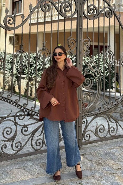 ONE COLOR FRONT POCKET WOMAN SHIRT BROWN/KAFE - KLAUDIO FASHION