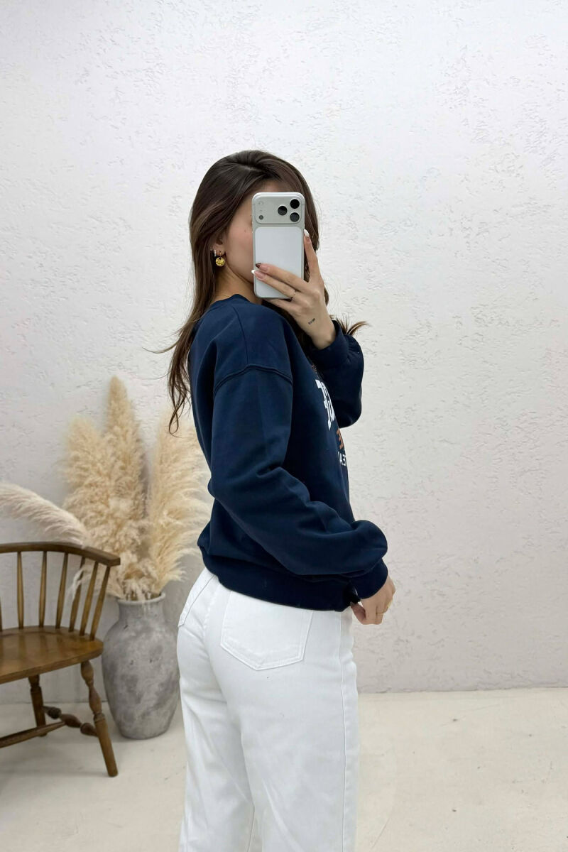 ONE COLOR FRONT PRINTED WOMAN SWEATSHIRT DARK BLUE/BEE - 2