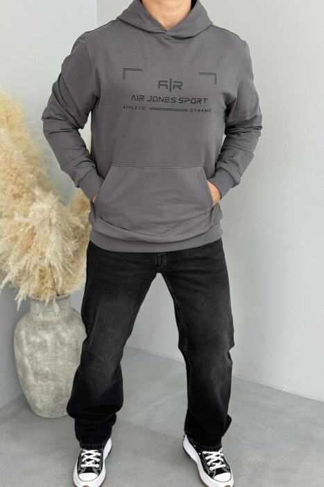 HOODIE NJË NGJYRËSHE ME DETAJIN E SHKRIMIT PARA PËR MESHKUJ NE NGJYRËN GRI TË ERRËT 