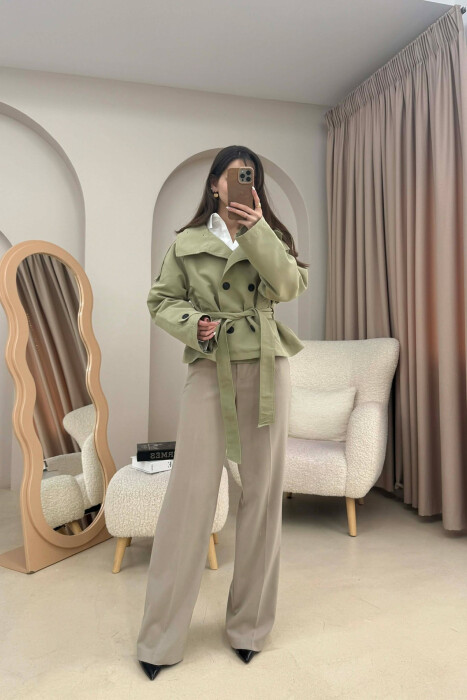 ONE COLOR FUNNEL-NECK SHORT WOMEN JACKET OLIVE/ULLI - 1