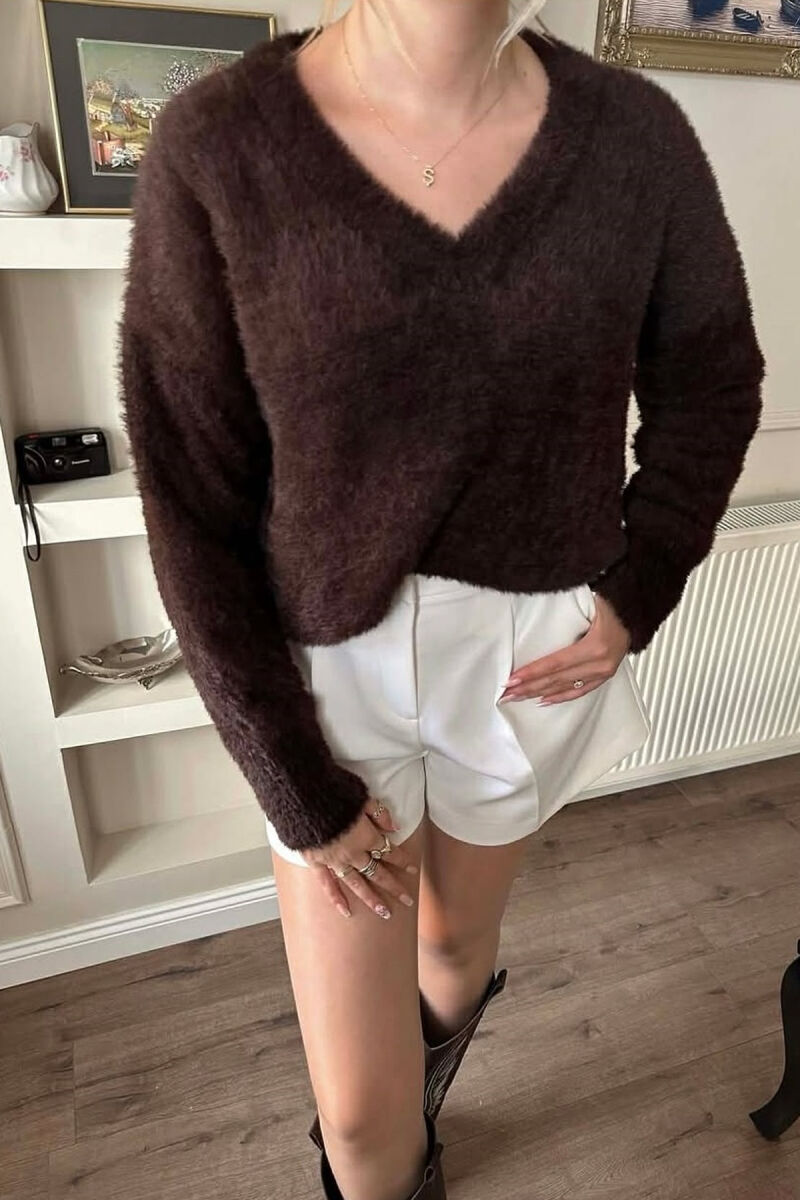 ONE COLOR FUZZY WOMEN SWEATER DARK BROWN/KAE - 2
