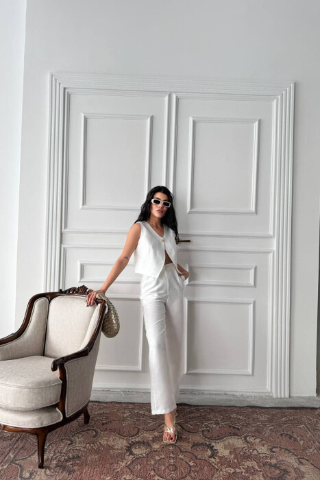 ONE COLOR GOLD BUTTON VEST + TROUSERS WOMAN SET WHITE-E BARDHE 