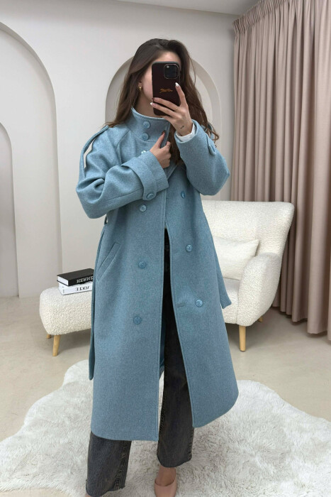 ONE COLOR HIGH NECK BUTTONED WOMAN COAT LIGHTBLUE/BZ 