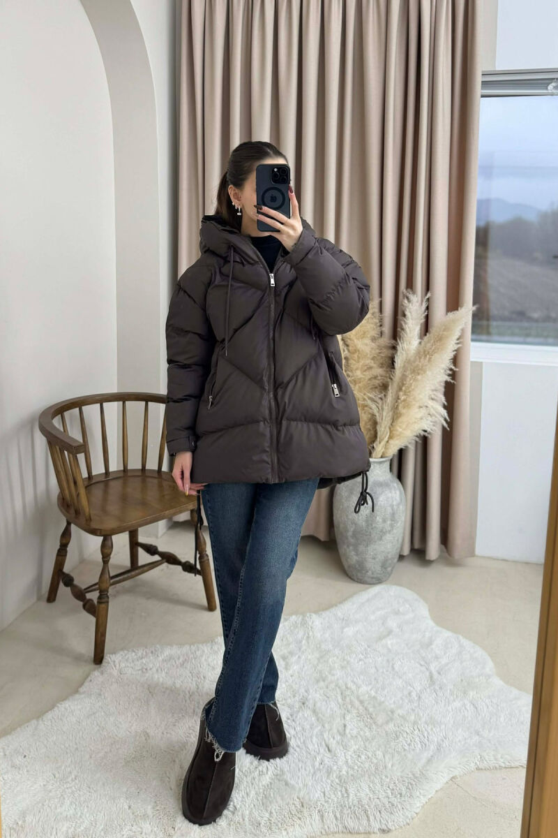 ONE COLOR HOODED LACE DETAIL PUFFER WOMAN JACKET DARK BROWN/KAE - 5