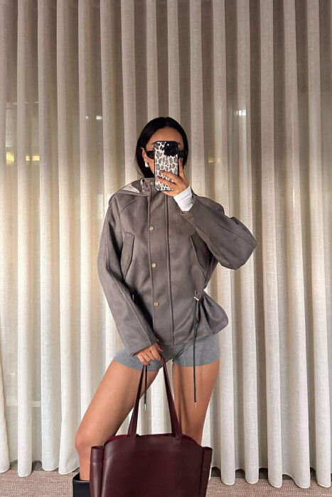 XHAKETE NJE NGJYRESHE ME KAPUC PER FEMRA NE NGJYRE GRI - 2