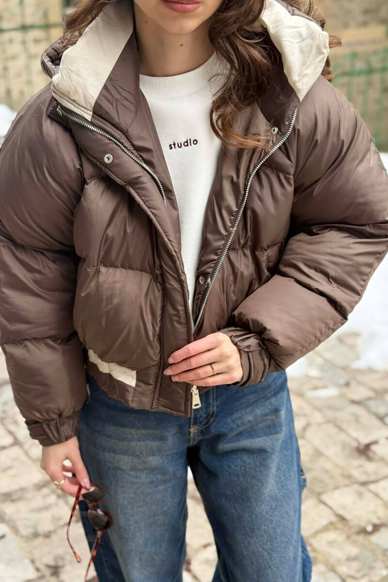 ONE COLOR HOODED ZIPPER CROPPED WOMAN PUFFER JACKET DARK BROWN/KAE - 3