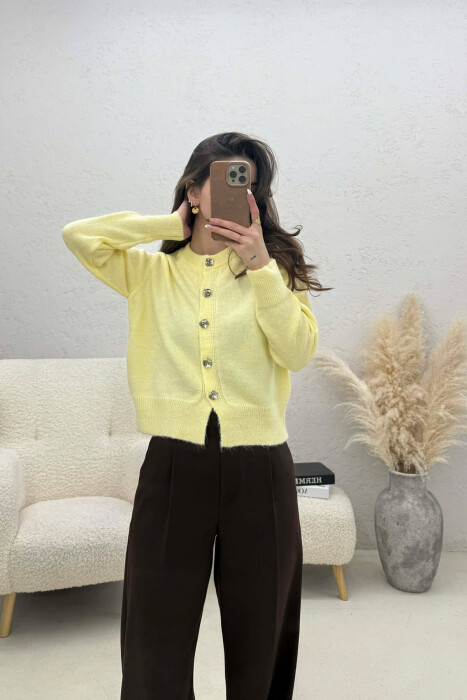 ONE COLOR KNITTED BUTTONED WOMEN CARDIGAN YELLOW/E VERDHE - KLAUDIO FASHION