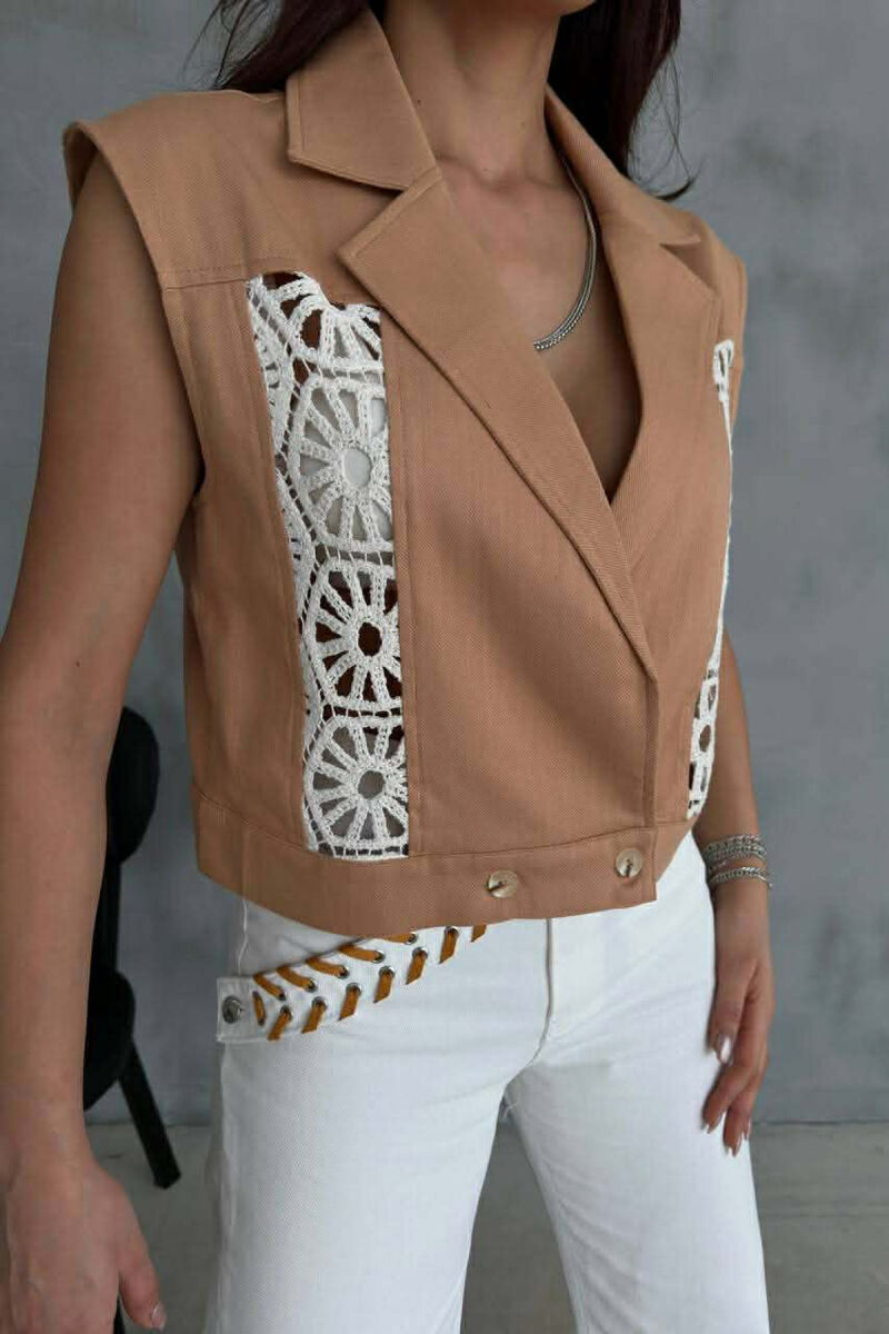 ONE COLOR KNITTED DETAILS WOMEN VEST LIGHT BROWN/KAZB - 3