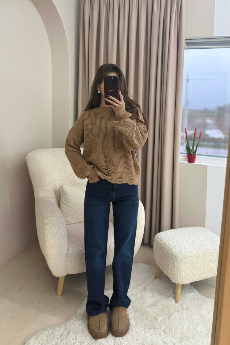 ONE COLOR KNITTED RIPPED DESIGN WOMEN SWEATER LIGHT BROWN/KAZB - 1