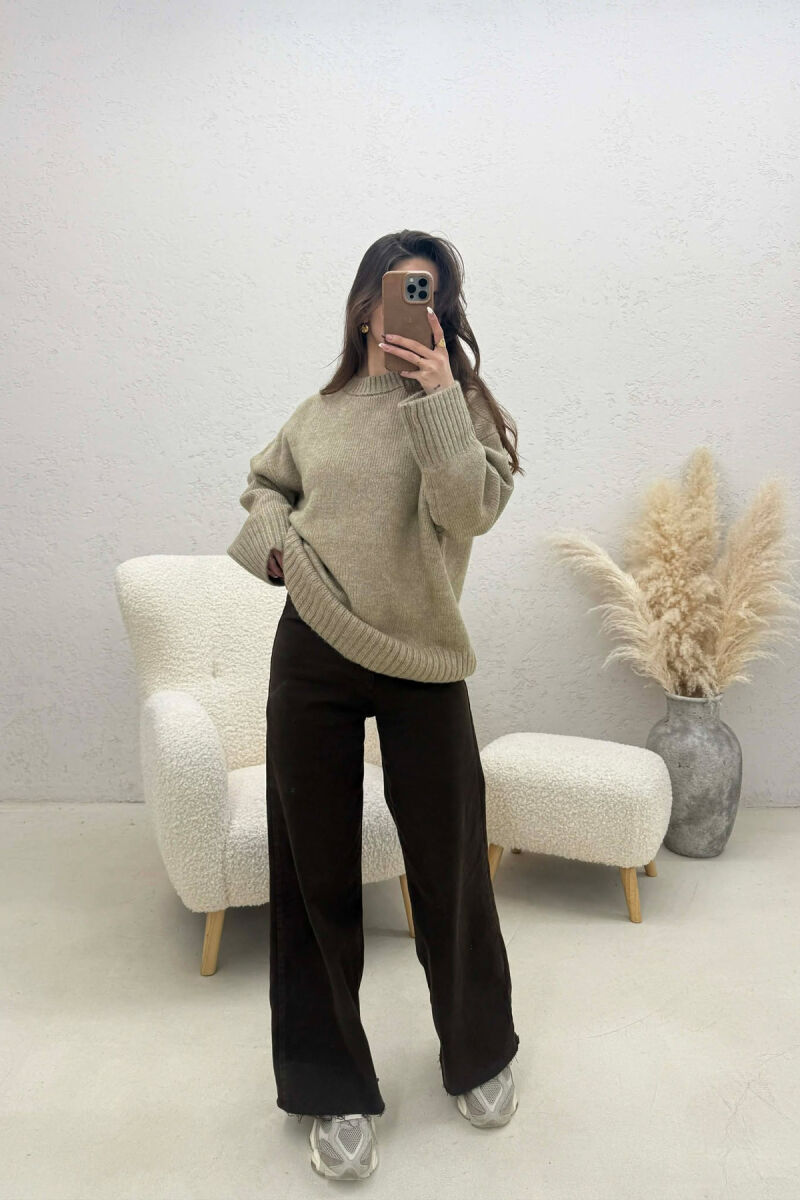 ONE COLOR KNITTED ROUND NECK WOMEN SWEATER BEIGE/BEZHE - 3