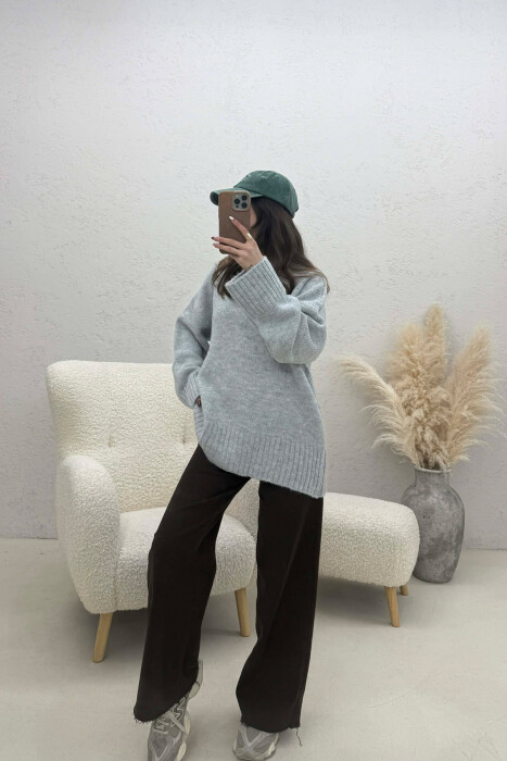 ONE COLOR KNITTED ROUND NECK WOMEN SWEATER GREY/GRI - 1