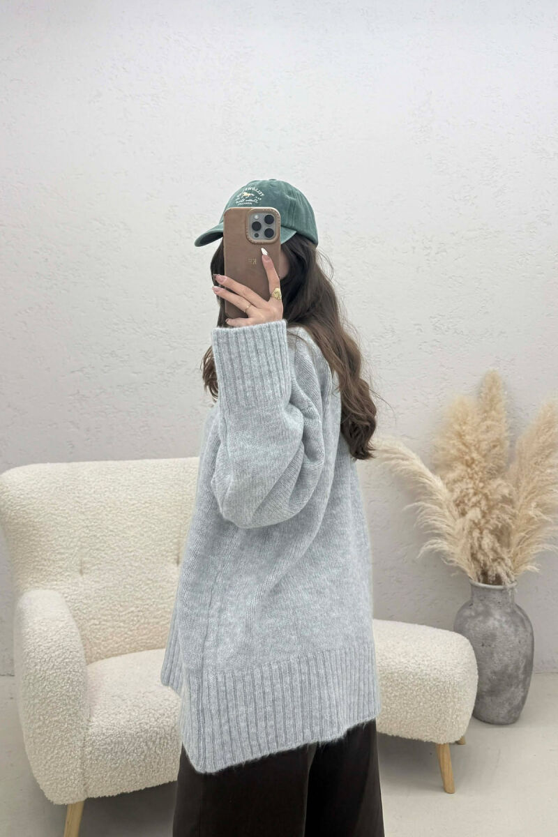 ONE COLOR KNITTED ROUND NECK WOMEN SWEATER GREY/GRI - 4