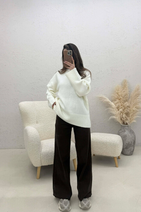 ONE COLOR KNITTED ROUND NECK WOMEN SWEATER WHITE-E BARDHE - 4