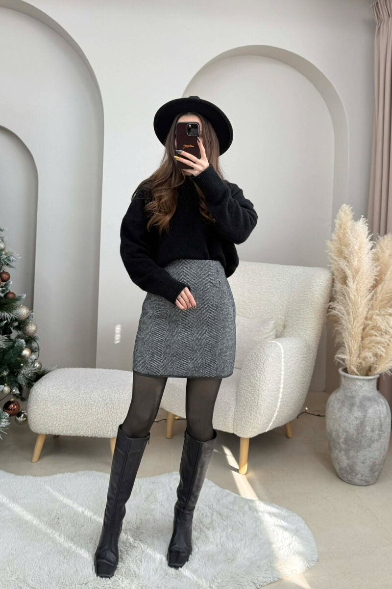 ONE COLOR KNITTED SIMPLE WOMEN SKIRT BLACK/ E ZEZE - 1