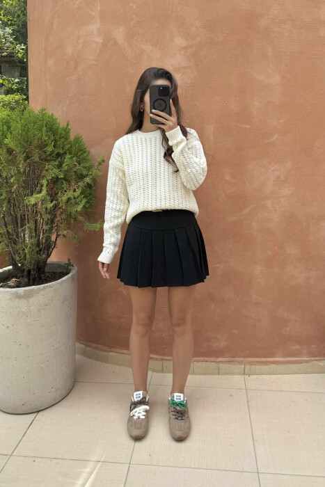 ONE COLOR KNITTED SIMPLE WOMEN SWEATER CREAM/KREM 