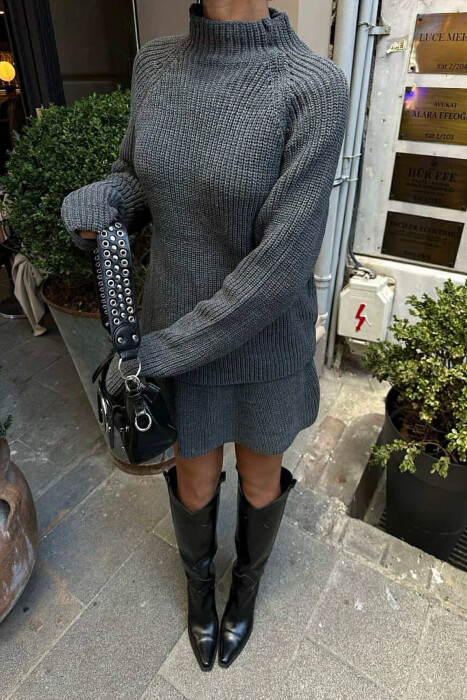 ONE COLOR KNITTED SWEATER+SKIRT WOMEN SET GREY/GRI - 10