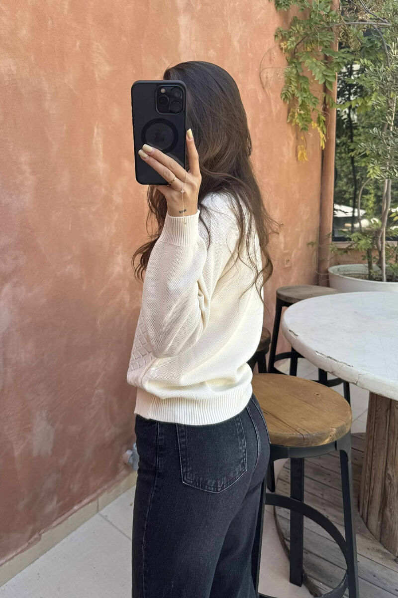 ONE COLOR KNITTED WOMEN SWEATER CREAM/KREM - 4