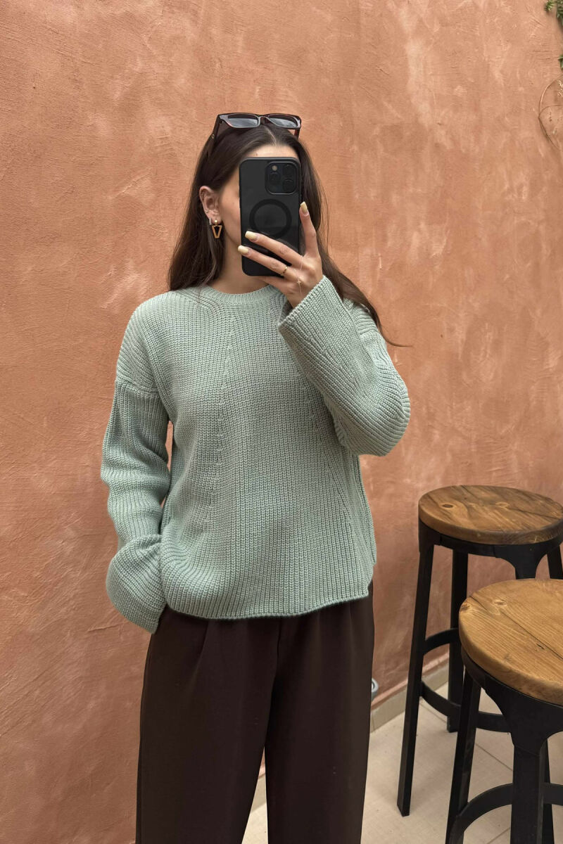 ONE COLOR KNITTED WOMEN SWEATER MINT/MENTE - 2