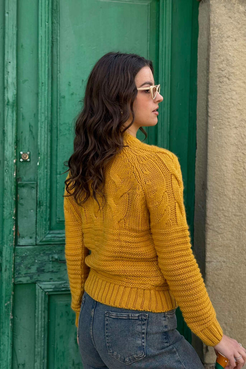 ONE COLOR KNITTED WOMEN SWEATER MUSTARD/MUSTARDE - 3