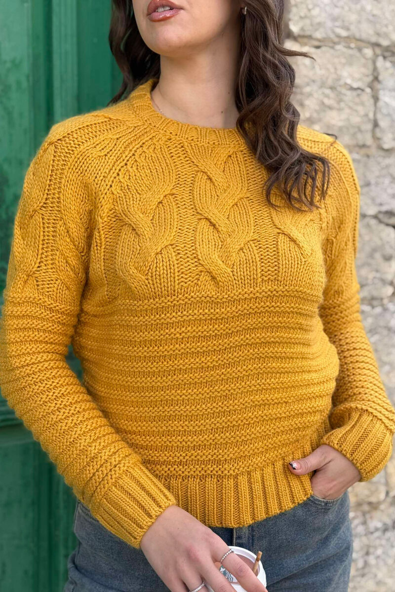 ONE COLOR KNITTED WOMEN SWEATER MUSTARD/MUSTARDE - 4