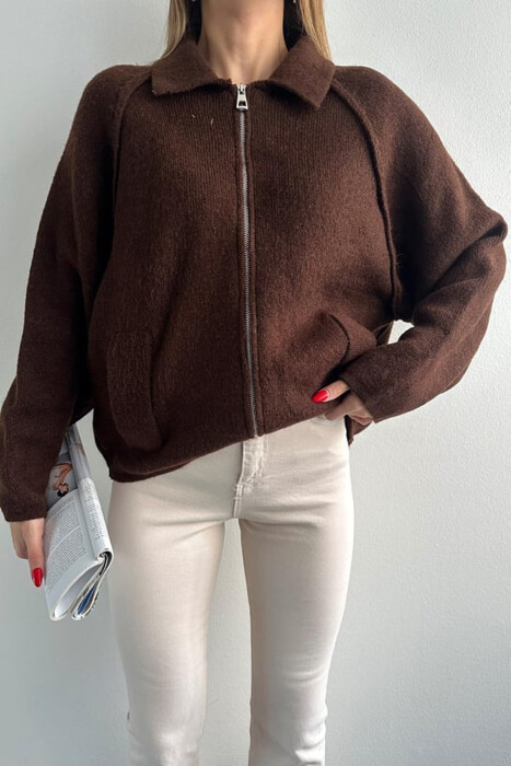 ONE COLOR KNITTED ZIPPER WOMEN CARDIGAN DARK BROWN/KAE - 8