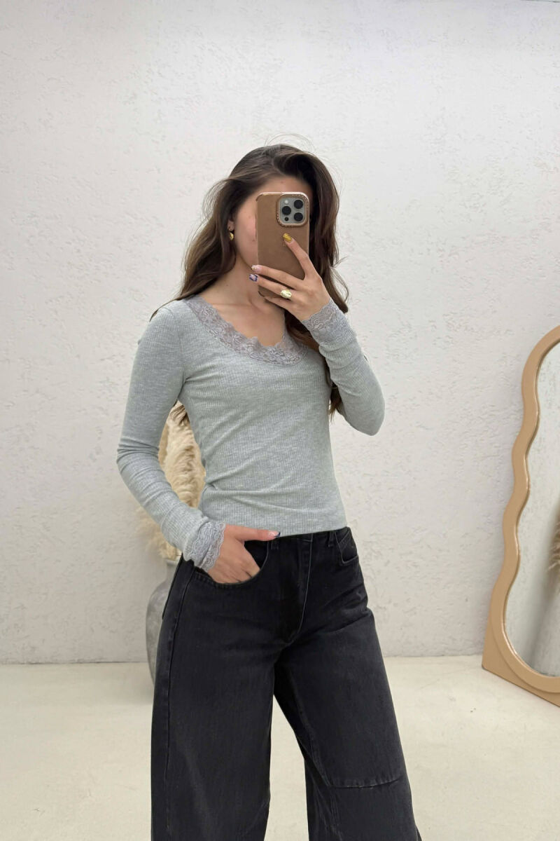 ONE COLOR LACE V-NECK LONG SLEEVE WOMAN SWEATSHIRT GREY/GRI - 3