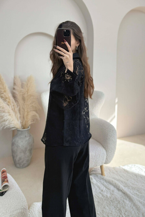 ONE COLOR LACY DESIGN WOMEN SHIRT BLACK/ E ZEZE - 2