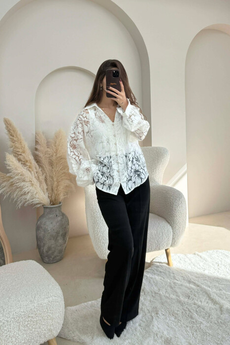 ONE COLOR LACY DESIGN WOMEN SHIRT WHITE-E BARDHE - KLAUDIO FASHION